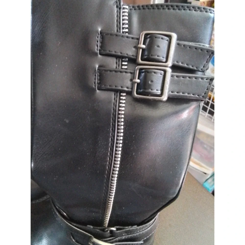 Dream Pairs Kids Black Moto Boots Buckle Detail Size 10‎ Mid Calf Side Zip